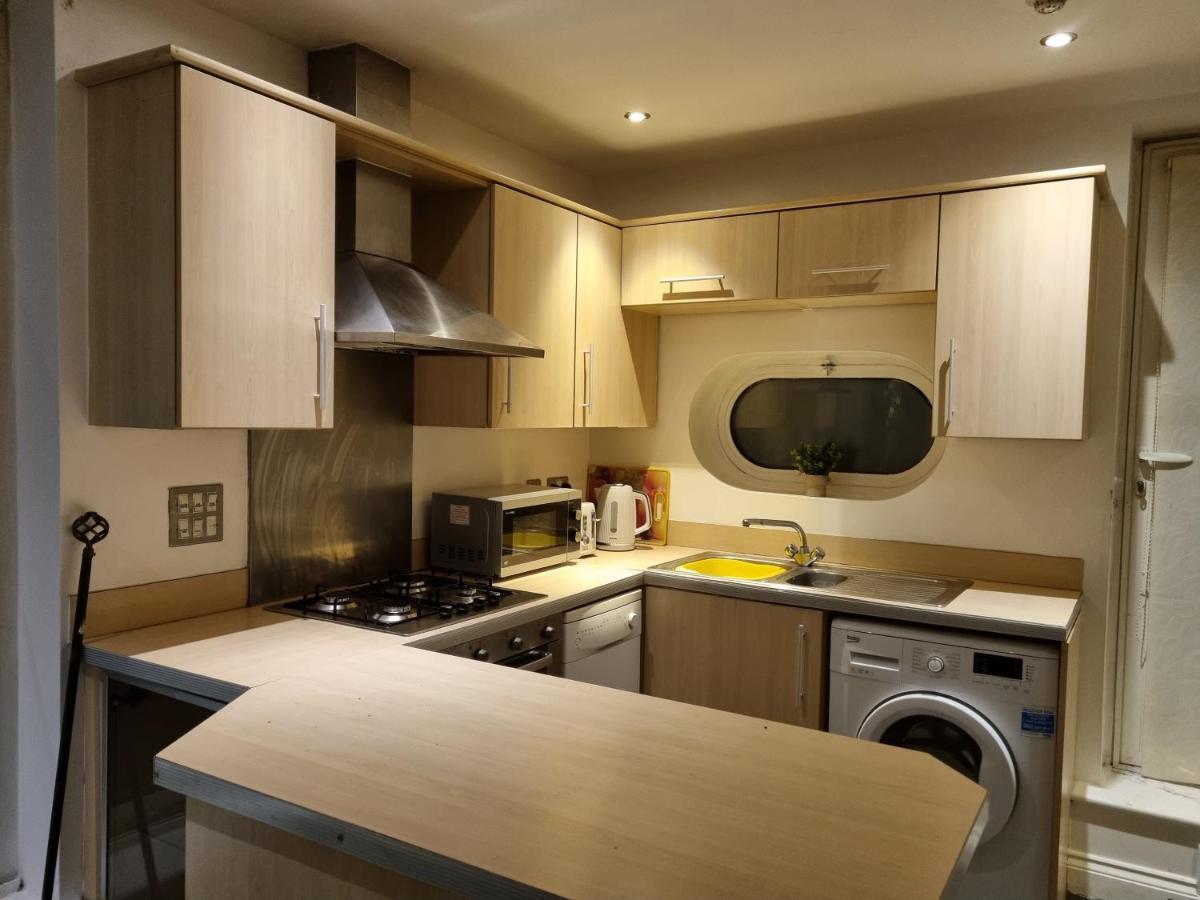 Deluxe Apartment Sleeps Up To 6 Leicester Exterior photo